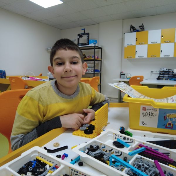 Robotik Atölyesi (5) Robotik Atölyesi (5)